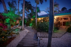 Paradera Park Boardwalks Suites at night